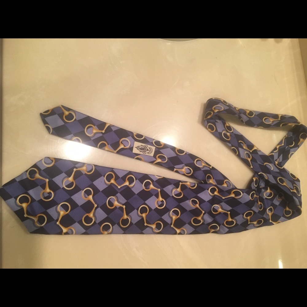 Tie